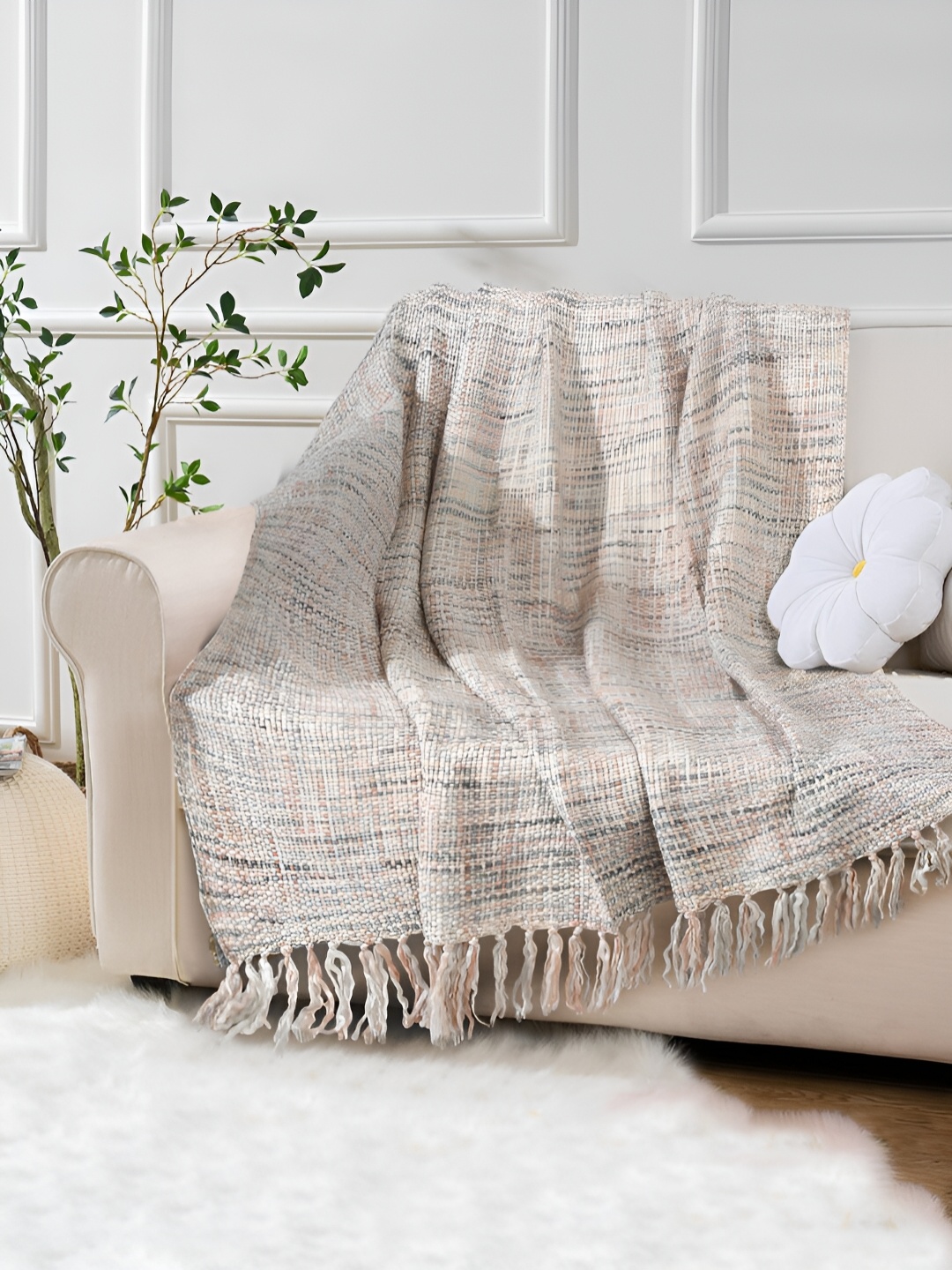 

eyda White & Blue Woven Design Throw Blanket