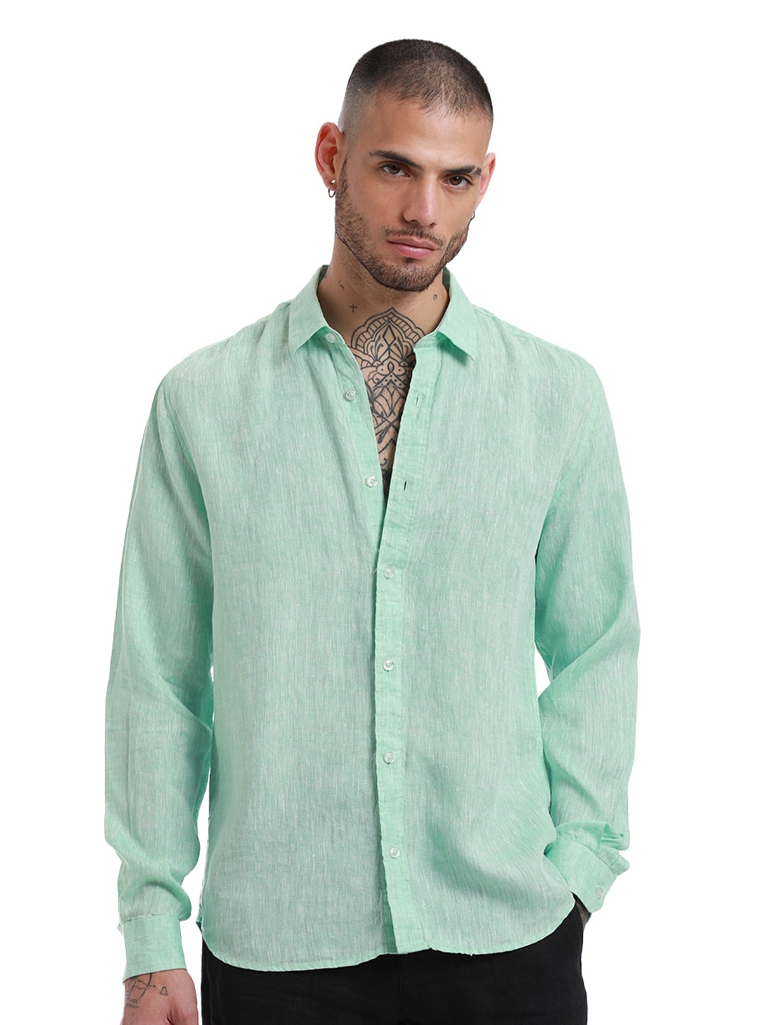 

Banana Club Classic Opaque Spread Collar Long Regular Sleeves Casual Shirt, Green