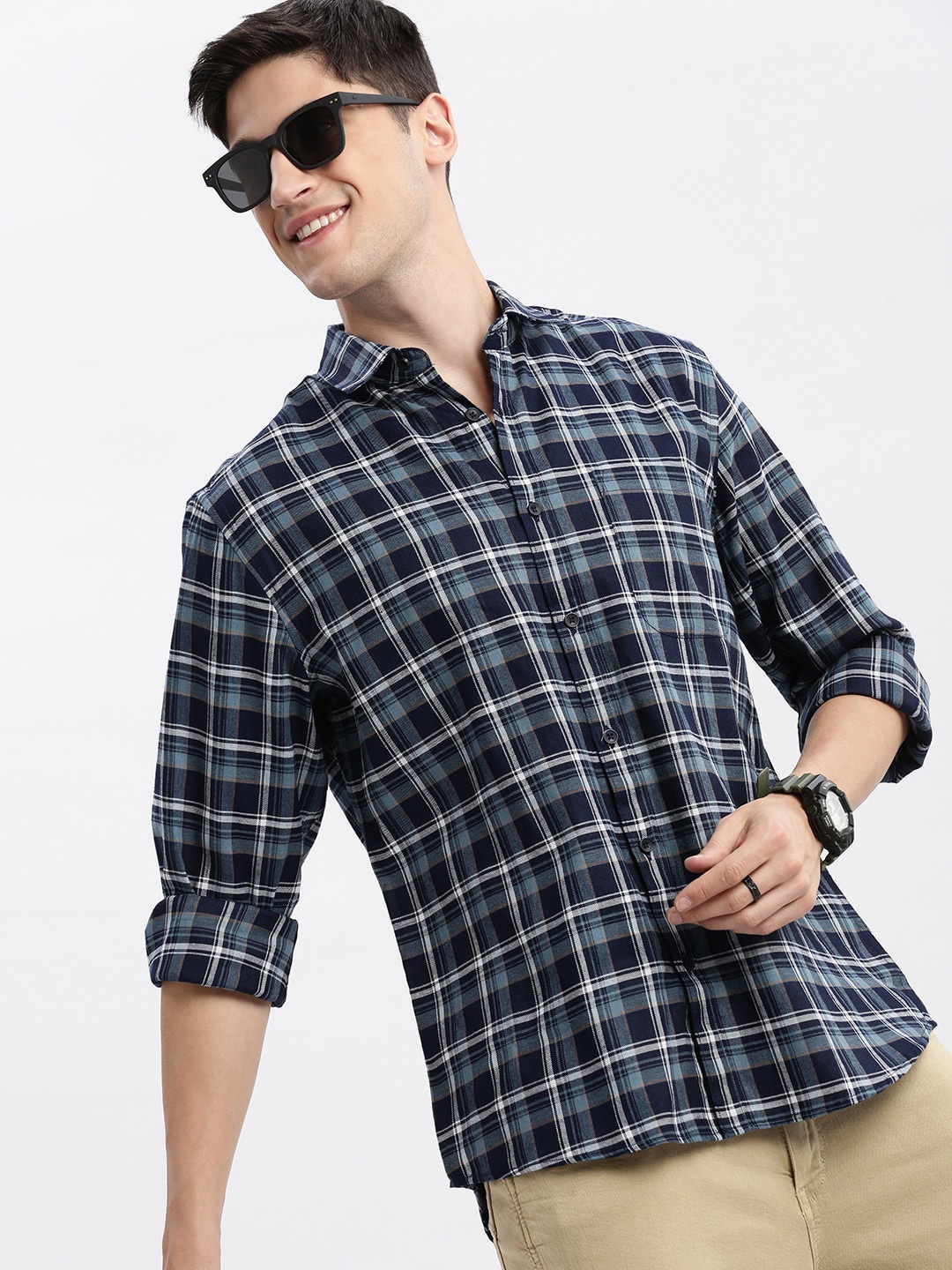 

SHOWOFF Standard Slim Fit Tartan Checks Opaque Checked Cotton Casual Shirt, Navy blue