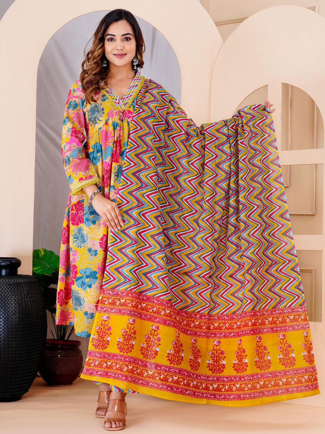 

FABISTA Floral Printed High Slit Pure Cotton Kurta With Trousers & Dupatta, Yellow