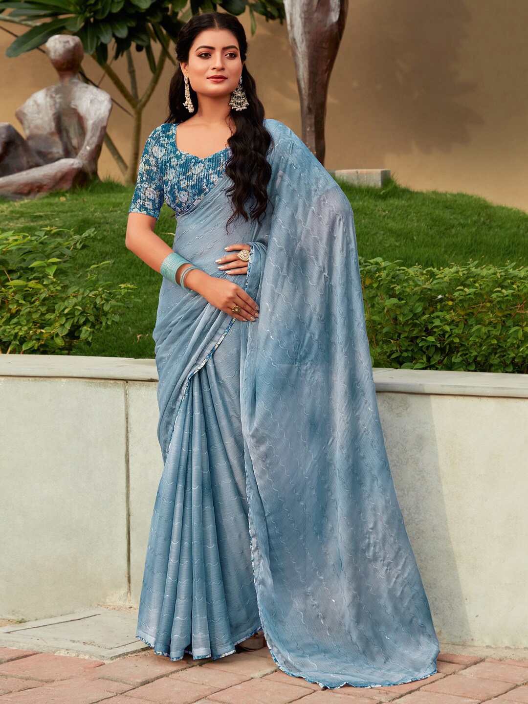 

Saree mall Sequinned Poly Chiffon Sarees, Grey