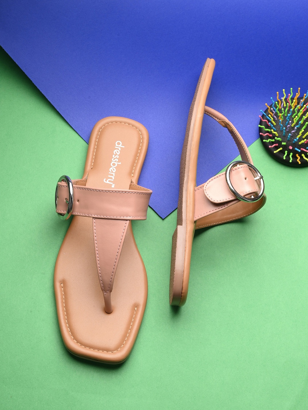 

DressBerry Pink Buckle Detailed Open Toe Flats