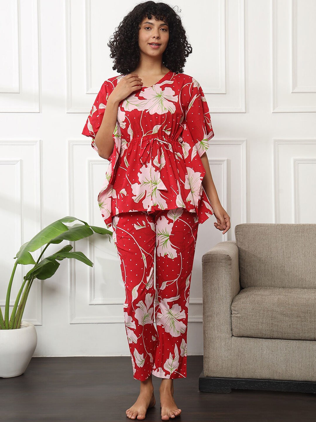 

Bannos Swagger Floral Printed Pure Cotton Night suit, Red