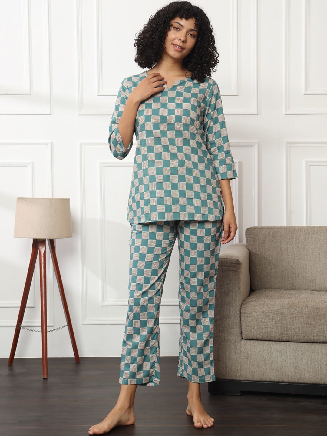 

Bannos Swagger Checked Pure Cotton Night suit, Blue