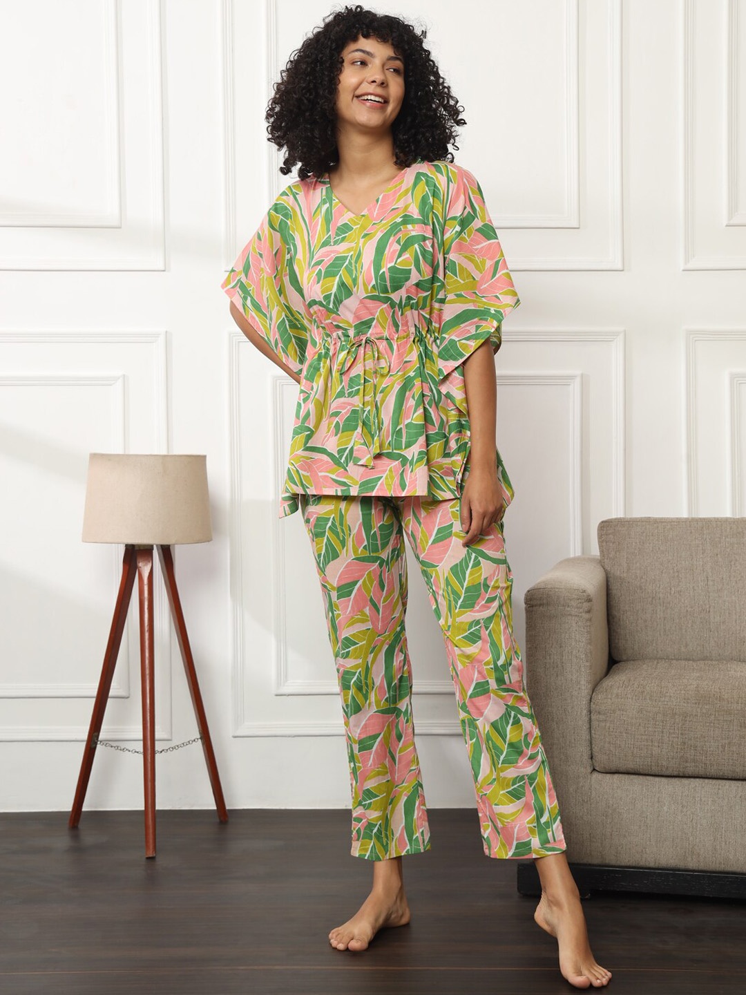 

Bannos Swagger Green Floral Printed Pure Cotton Night Suit