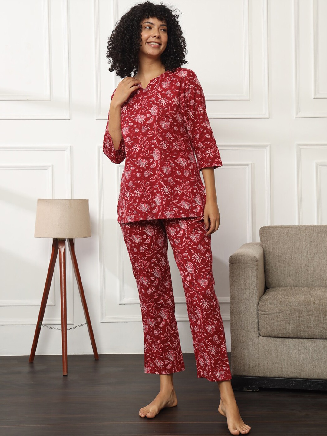 

Bannos Swagger Maroon Floral Printed Pure Cotton Top & Pyjama