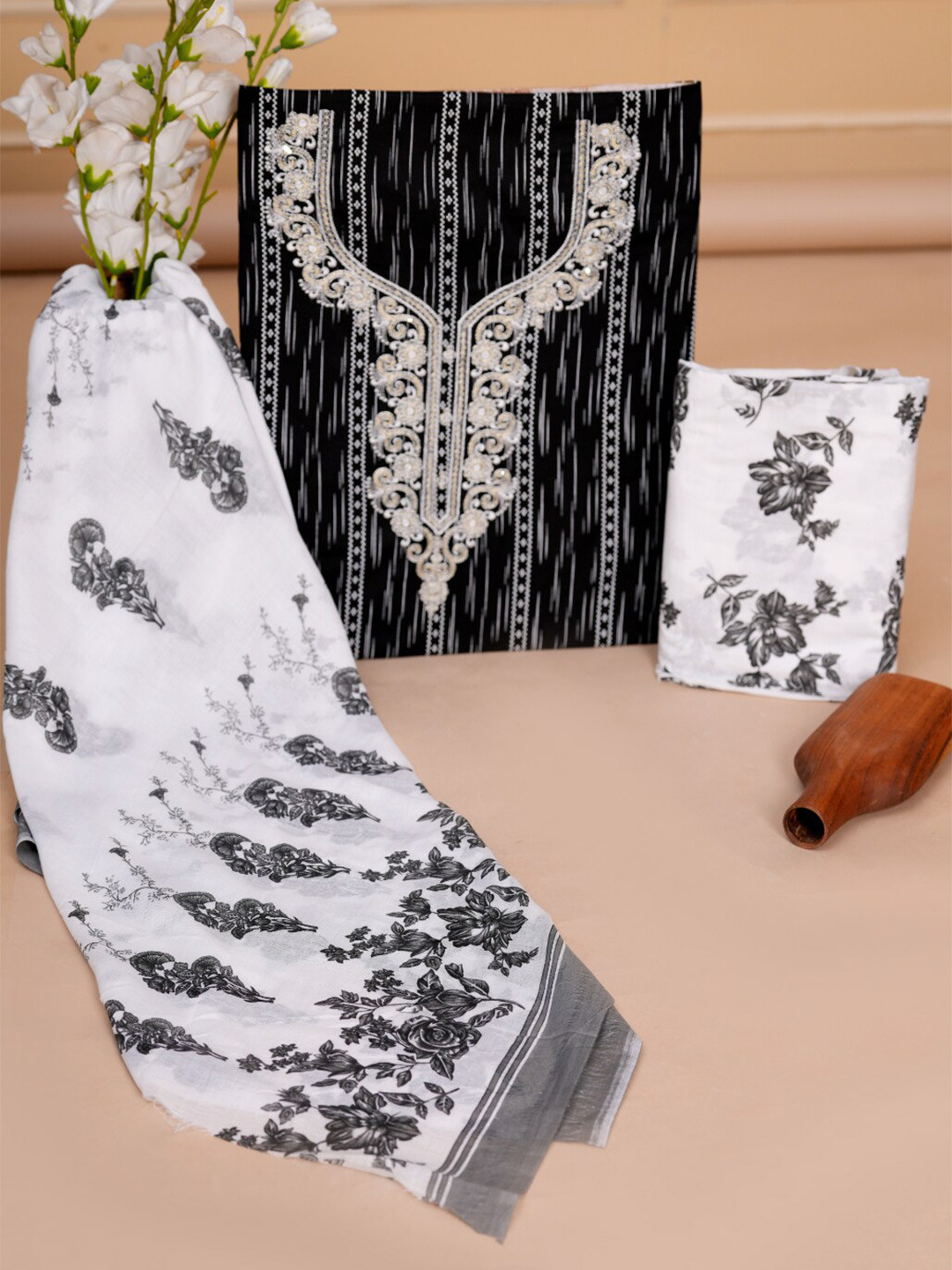 

HIGHLIGHT FASHION EXPORT Ethnic Motifs Embroidered Pure Cotton Unstitched Dress Material, Black