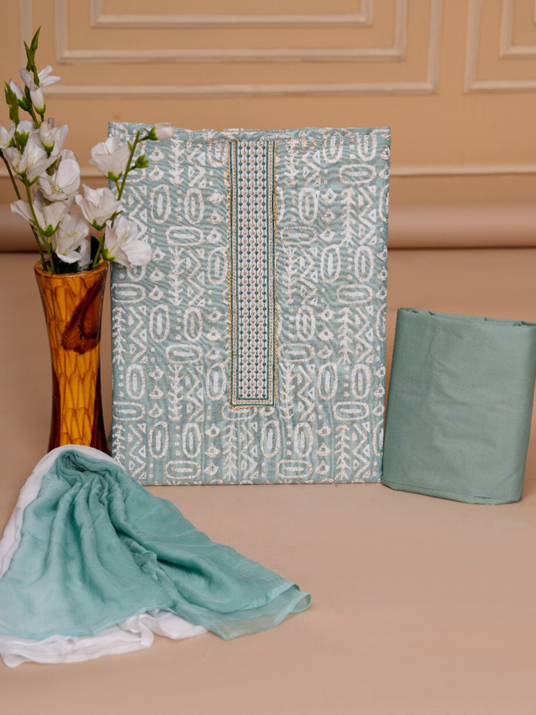 

HIGHLIGHT FASHION EXPORT Ethnic Motifs Printed Pure Cotton Unstitched Dress Material, Green
