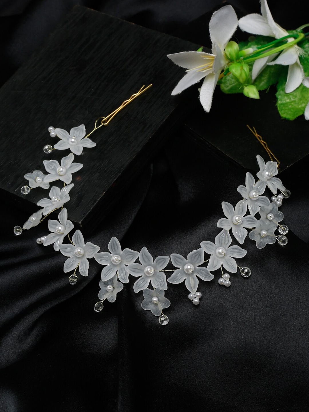 

DressBerry White Beaded Floral Shape Tiara