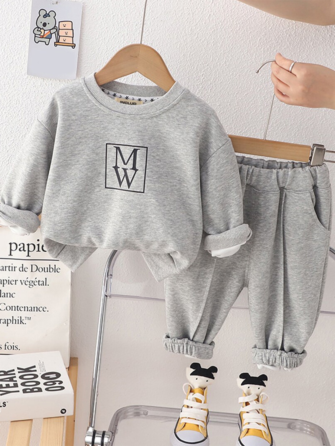 

INCLUD Boys Printed T-shirt with Trousers, Grey
