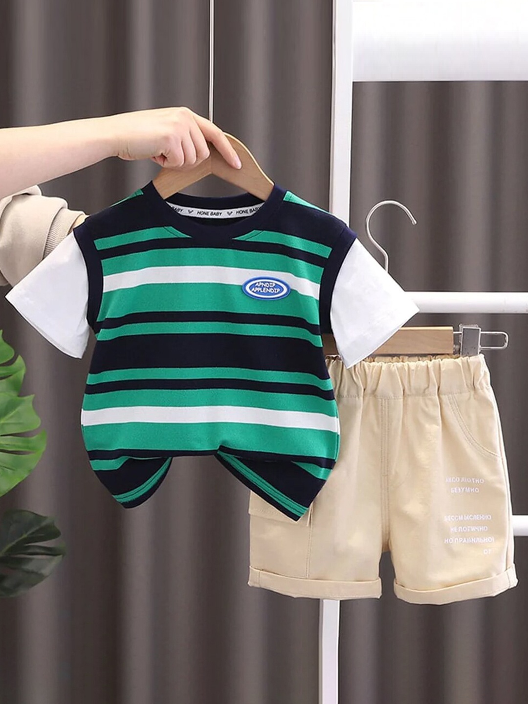 

INCLUD Boys Striped T-shirt with Shorts, Green