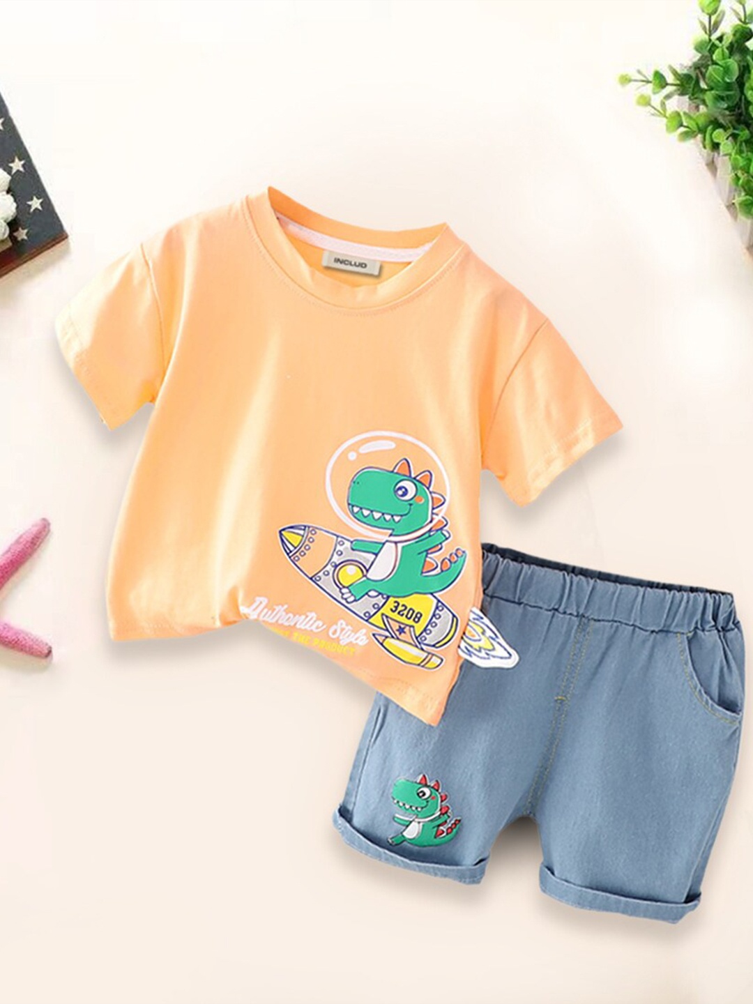 

INCLUD Boys Printed T-shirt with Shorts, Orange