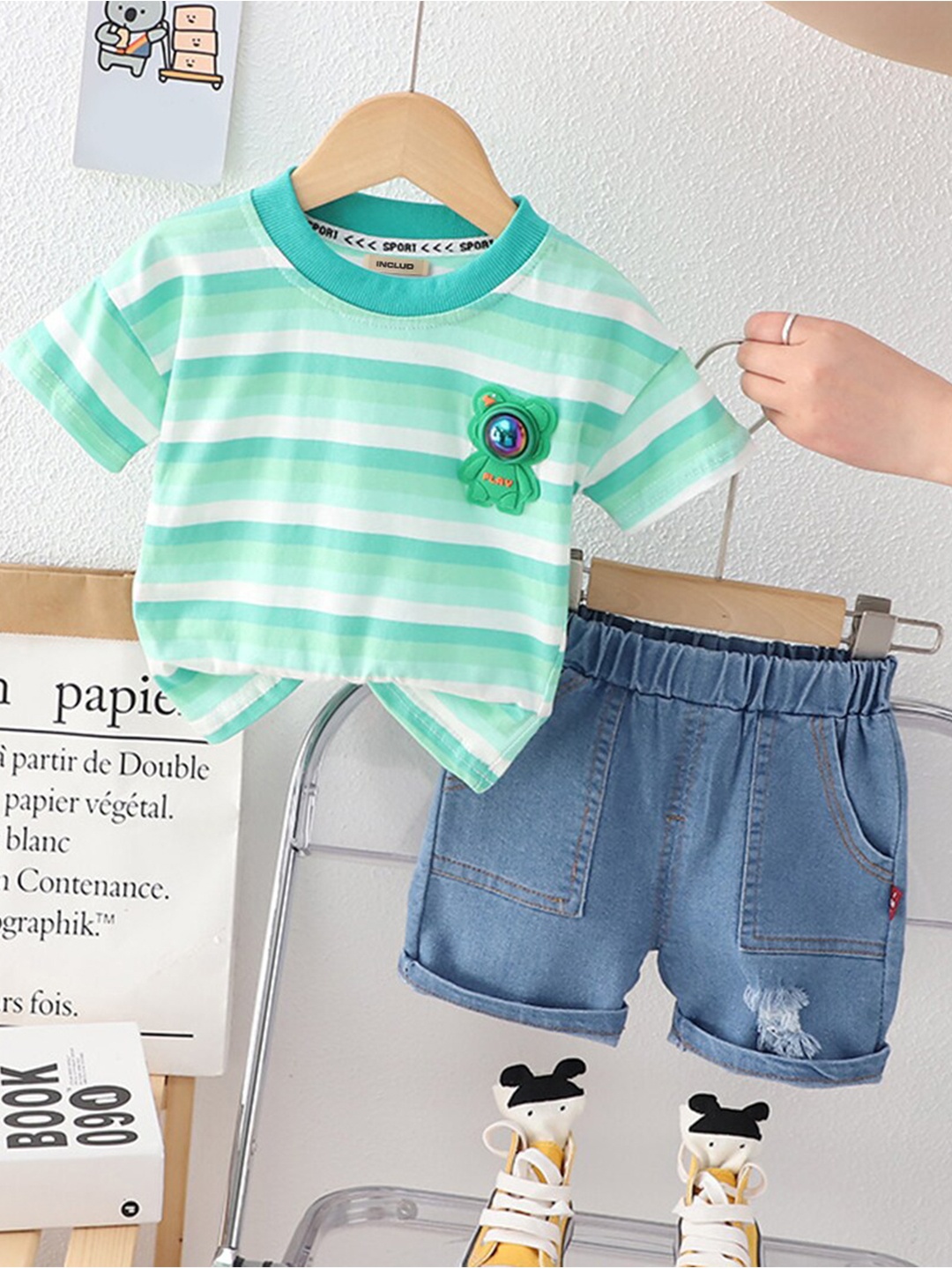 

INCLUD Boys Striped T-shirt with Shorts, Green