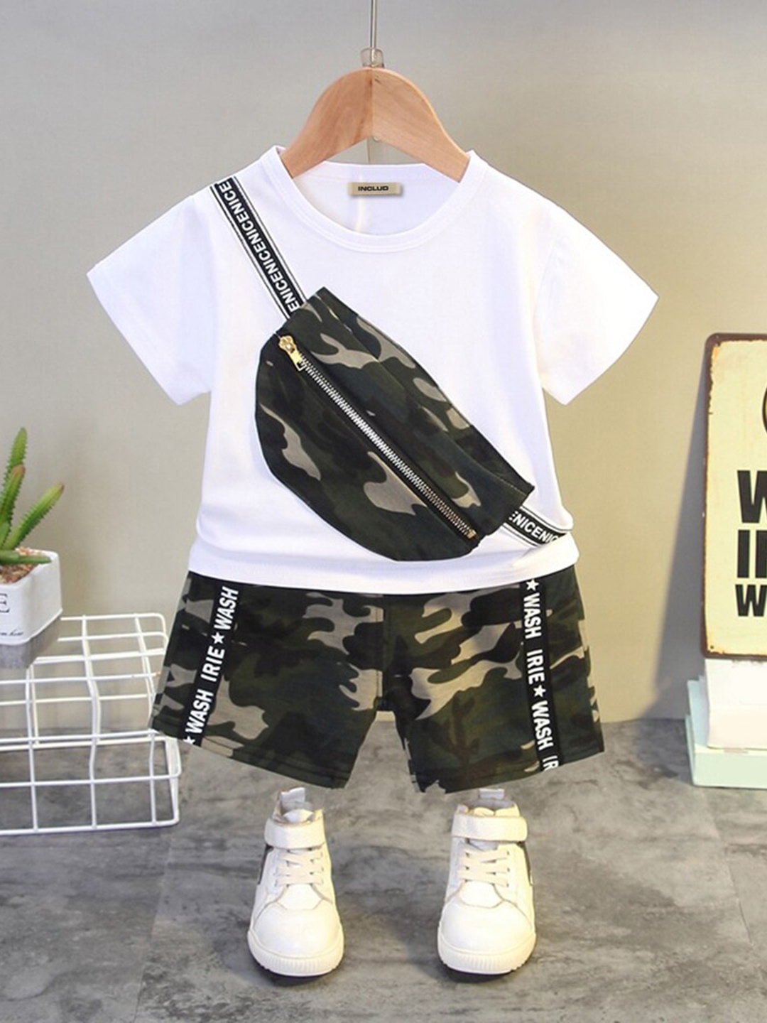 

INCLUD Boys T-shirt With Attached Bag And Shorts, White