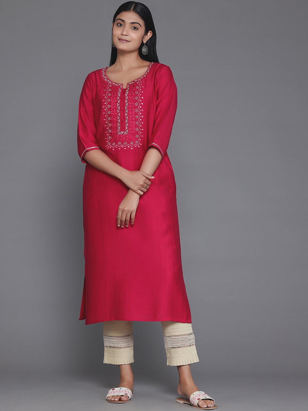 

Libas Floral Yoke Design Thread Work Kurta, Pink