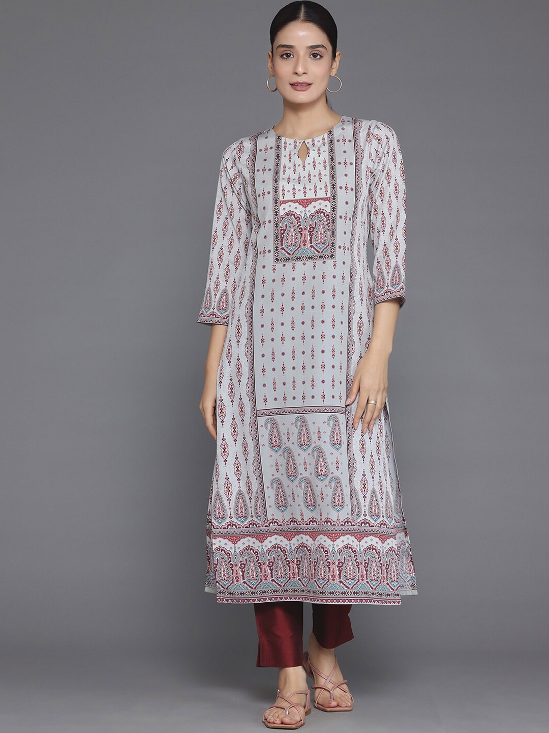 

Libas Ethnic Motifs Printed Keyhole Neck Kurta, Beige