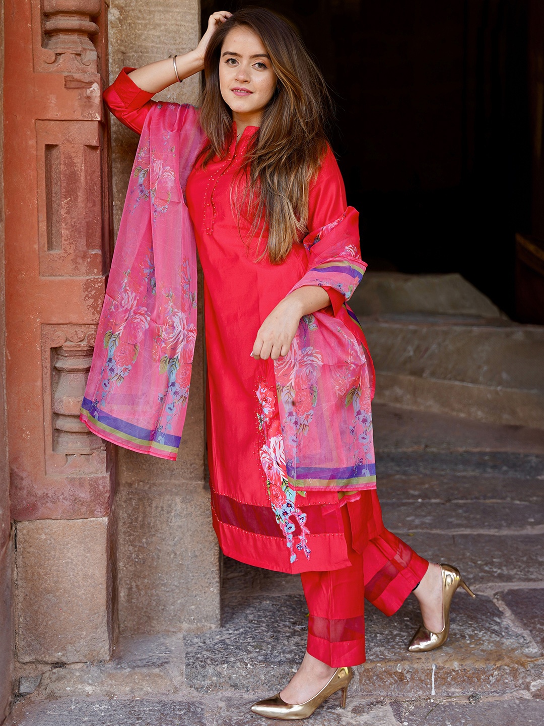 

Libas Red Floral Printed Beads and Stones Straight Kurta with Trousers & Dupatta