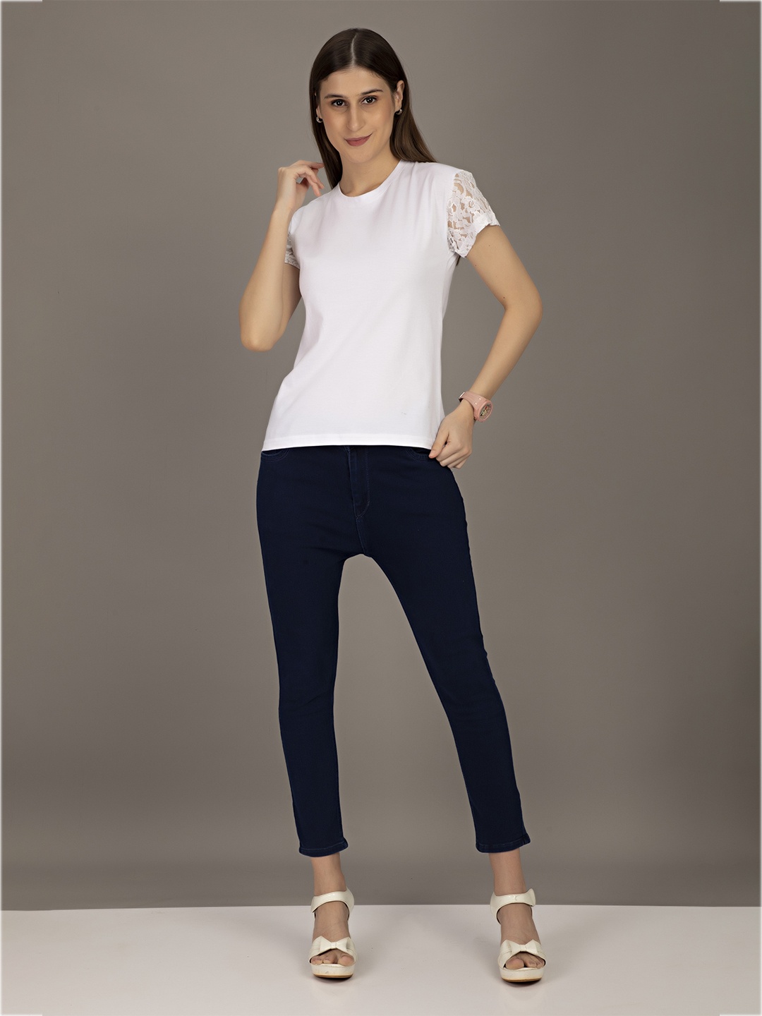 

STHULAS Round Neck Pure Cotton T-Shirt, White