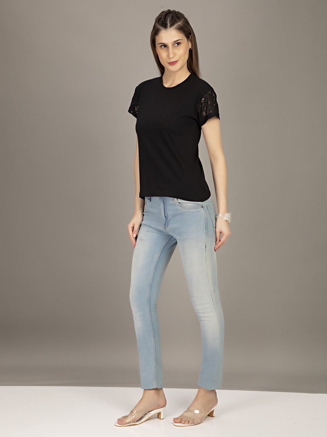 

STHULAS Round Neck Printed Pure Cotton T-Shirt, Black