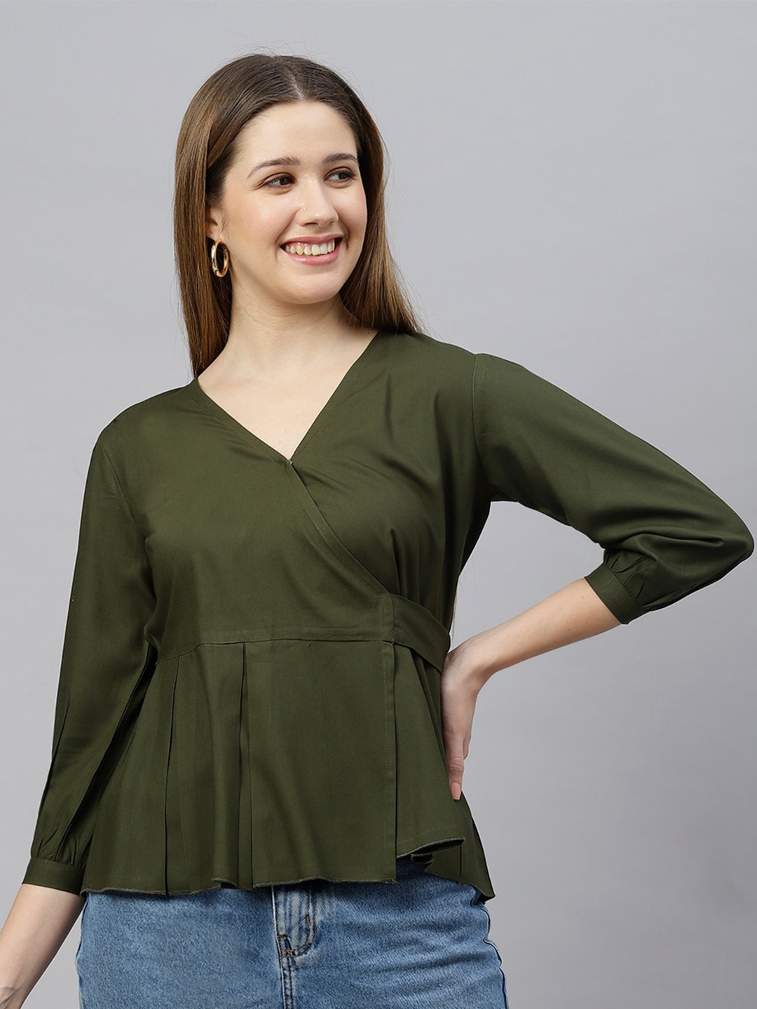 

Chemistry V-Neck Regular Peplum Top, Green