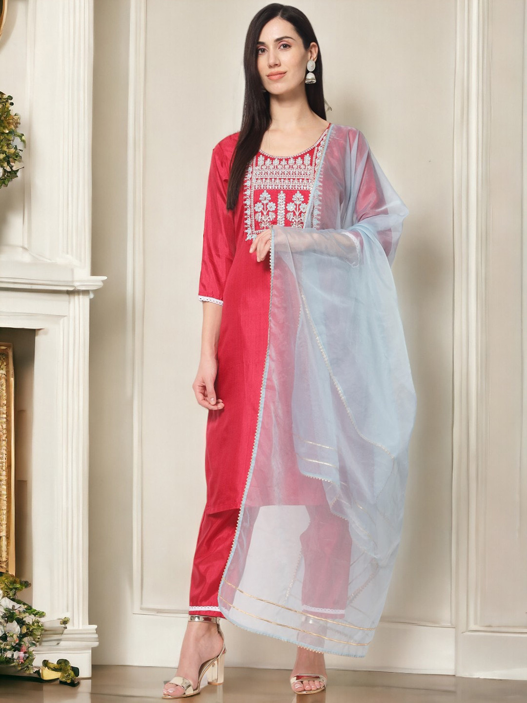 

MORLY Ethnic Motifs Embroidered Thread Work Kurta with Trousers & With Dupatta, Pink