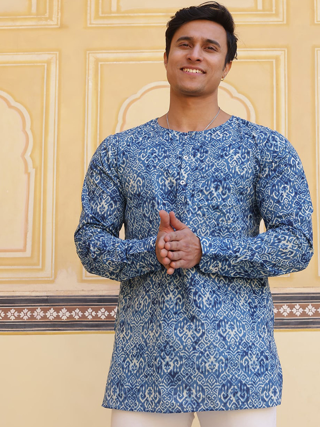 

AKS Round Neck Ethnic Motifs Printed Cotton Kurta, Blue