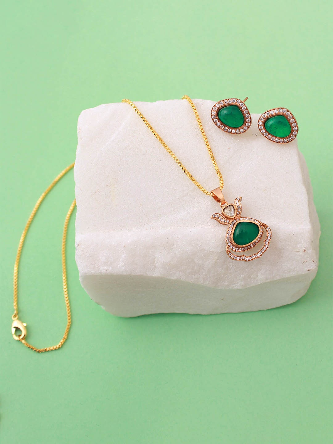 

Mirana Gold-Plated Cubic Zirconia Studded Pendant Set