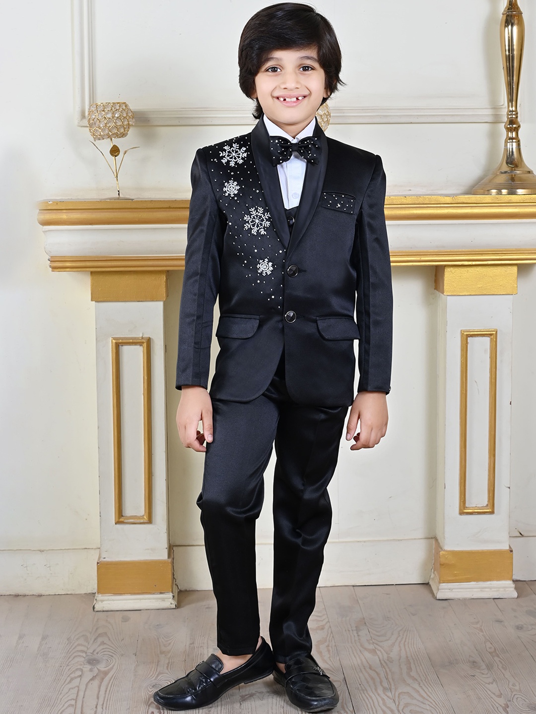 

BT DEZINES Boys Single-Breasted Satin Five-Piece Party Suits, Black