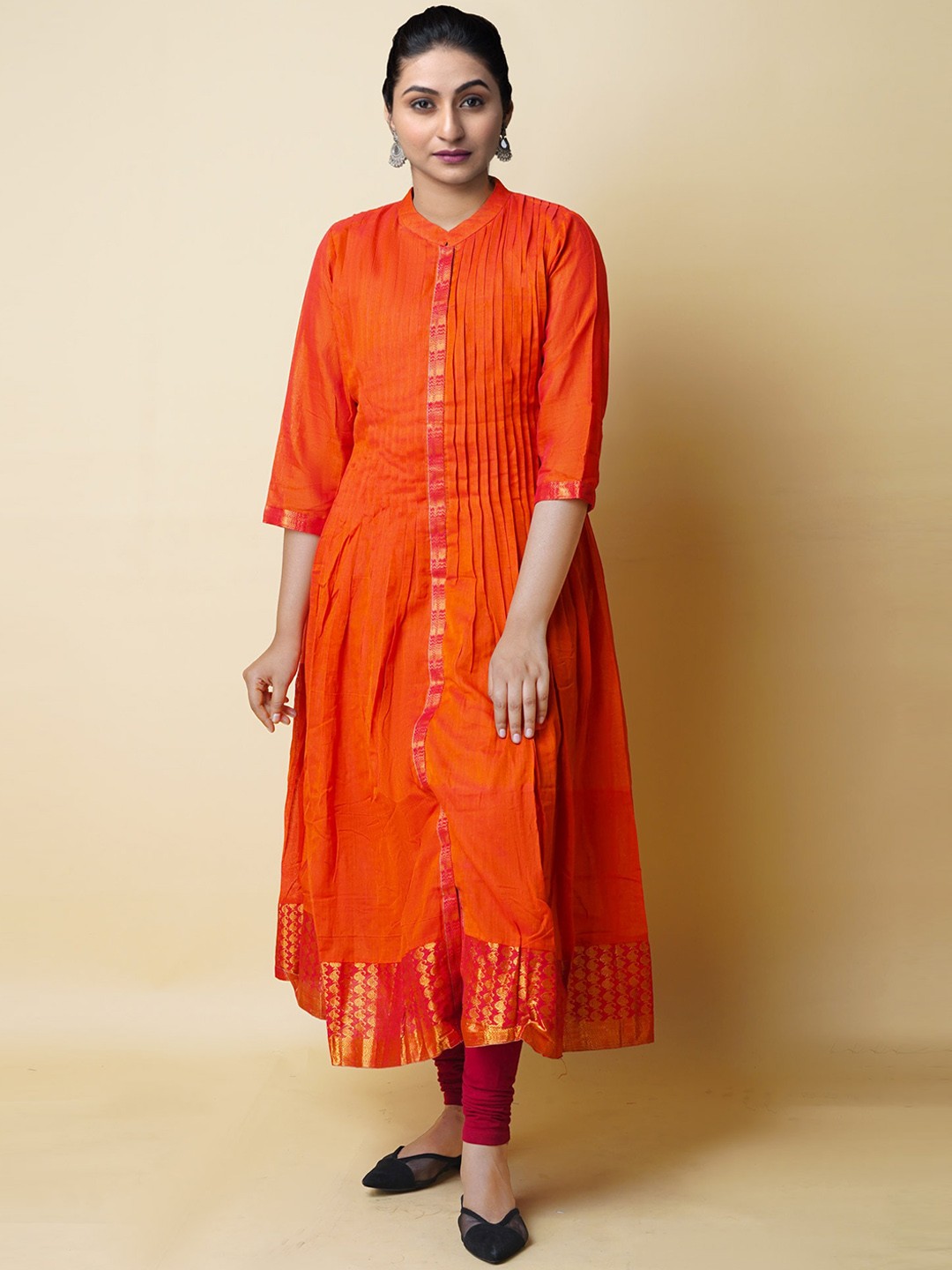 

Unnati Silks Thread Work Mandarin Collar Cotton Handloom Kurta, Orange