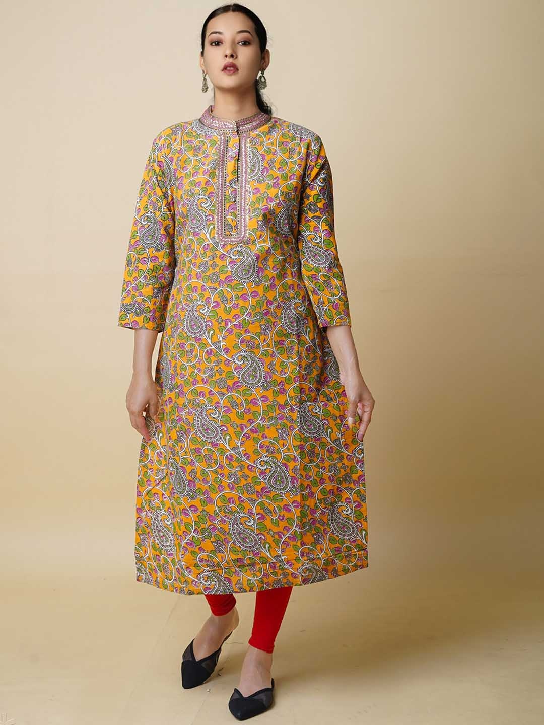 

Unnati Silks Floral Printed Cotton Handloom Kurta, Orange
