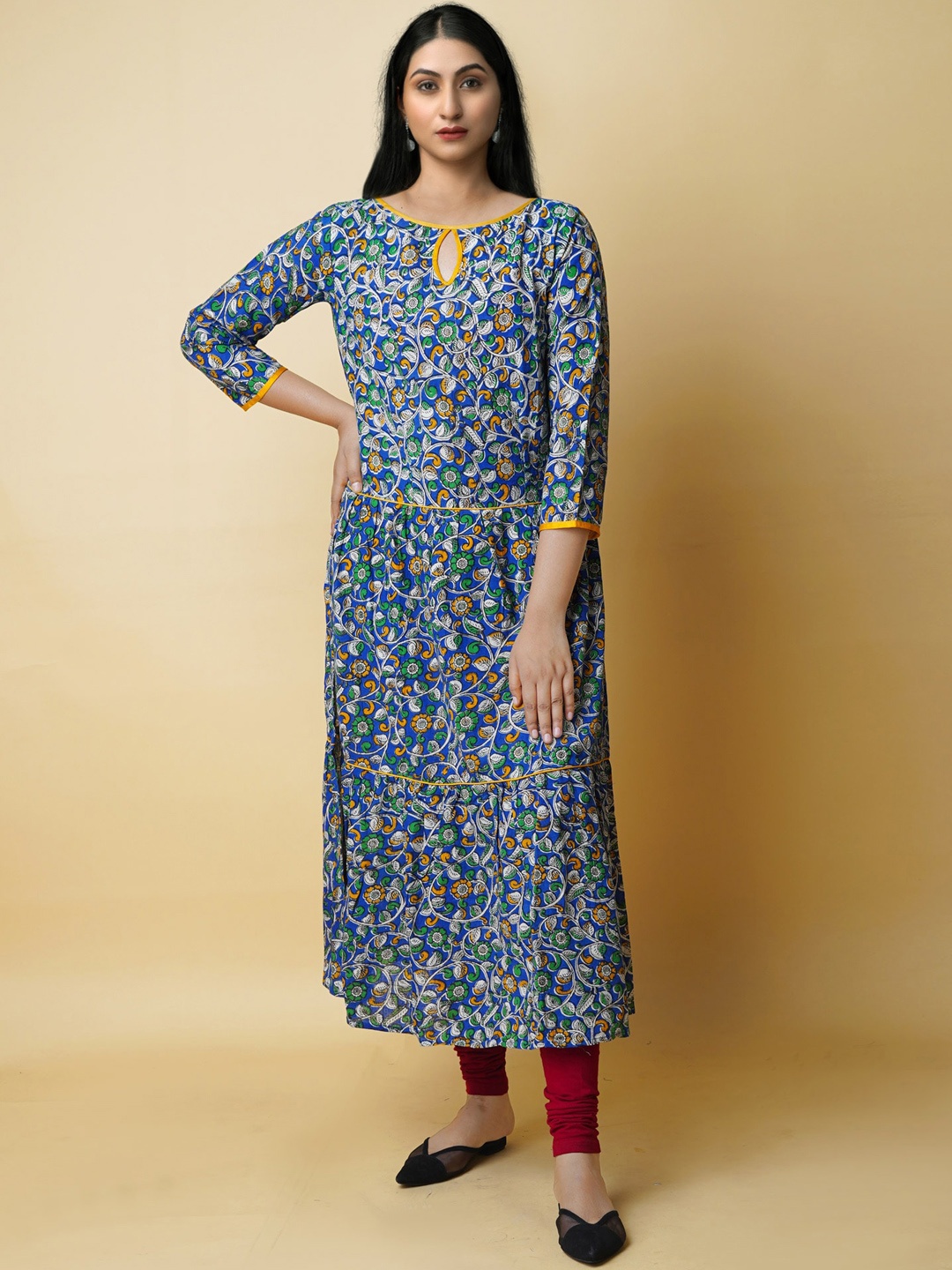 

Unnati Silks Floral Printed Cotton Keyhole Neck Kurta, Blue