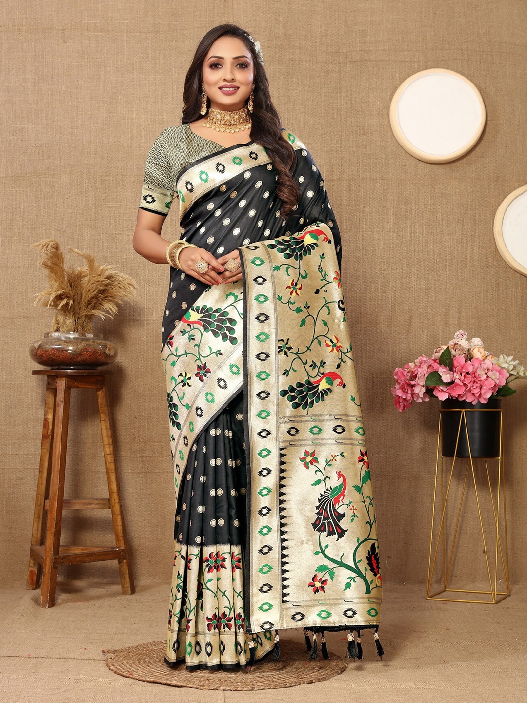 

Ekta Textiles Floral Woven Design Zari Pure Silk Paithani Saree, Black