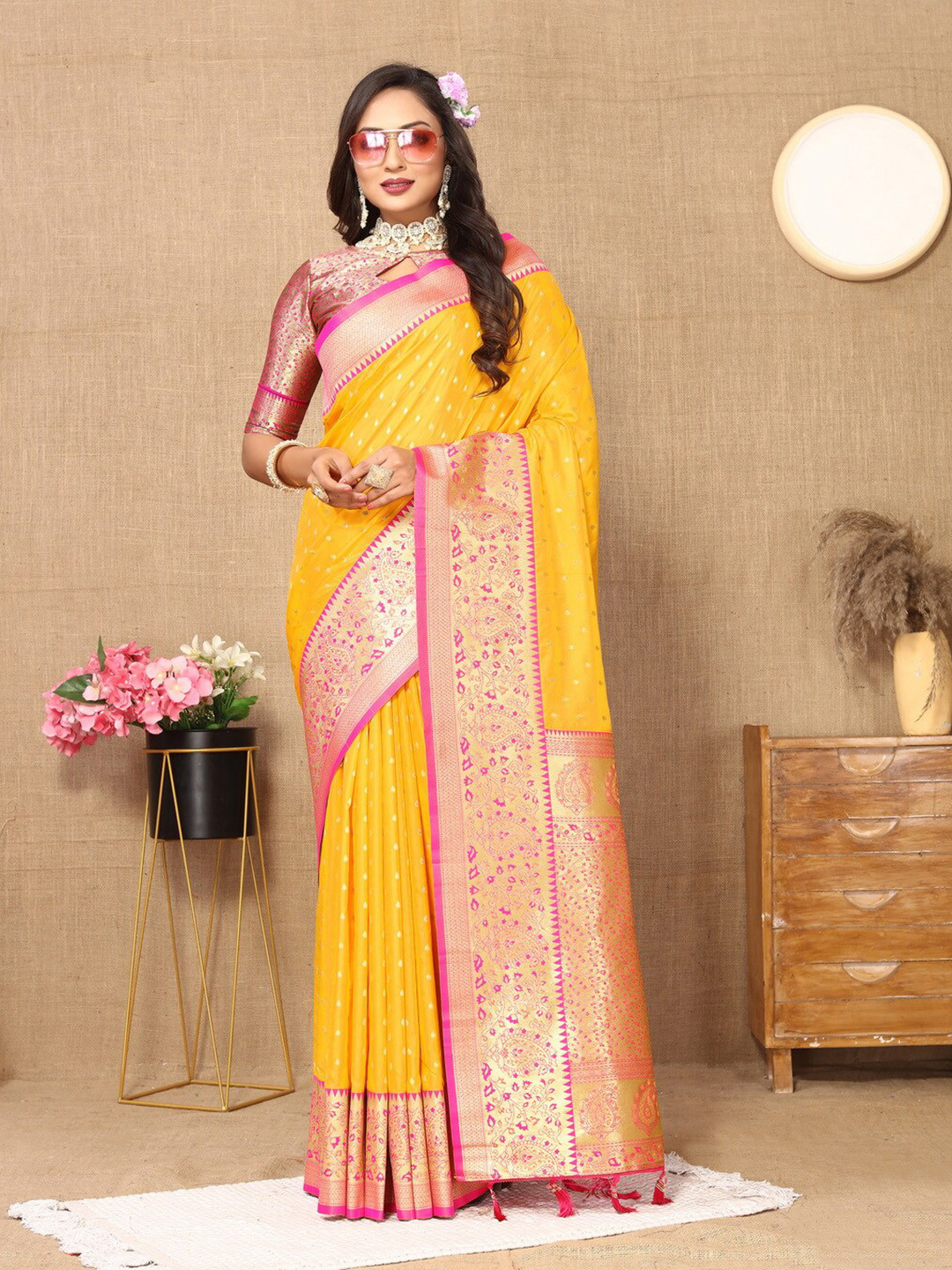 

Ekta Textiles Floral Woven Design Zari Pure Silk Banarasi Saree, Yellow