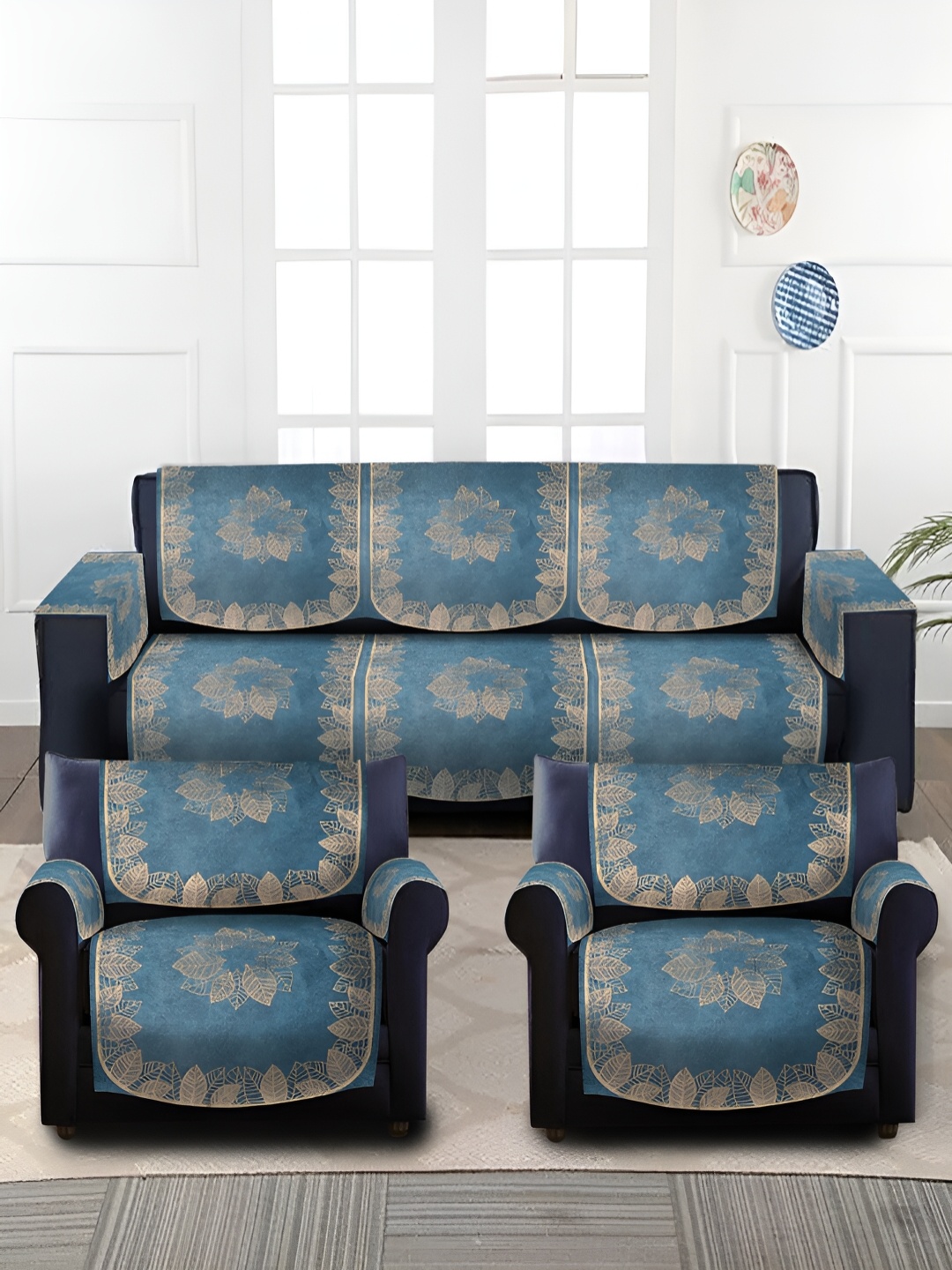 

HOSTA HOMES Blue & Beige 16 Pieces Printed Velvet 5 Seater Sofa Cover With Arms