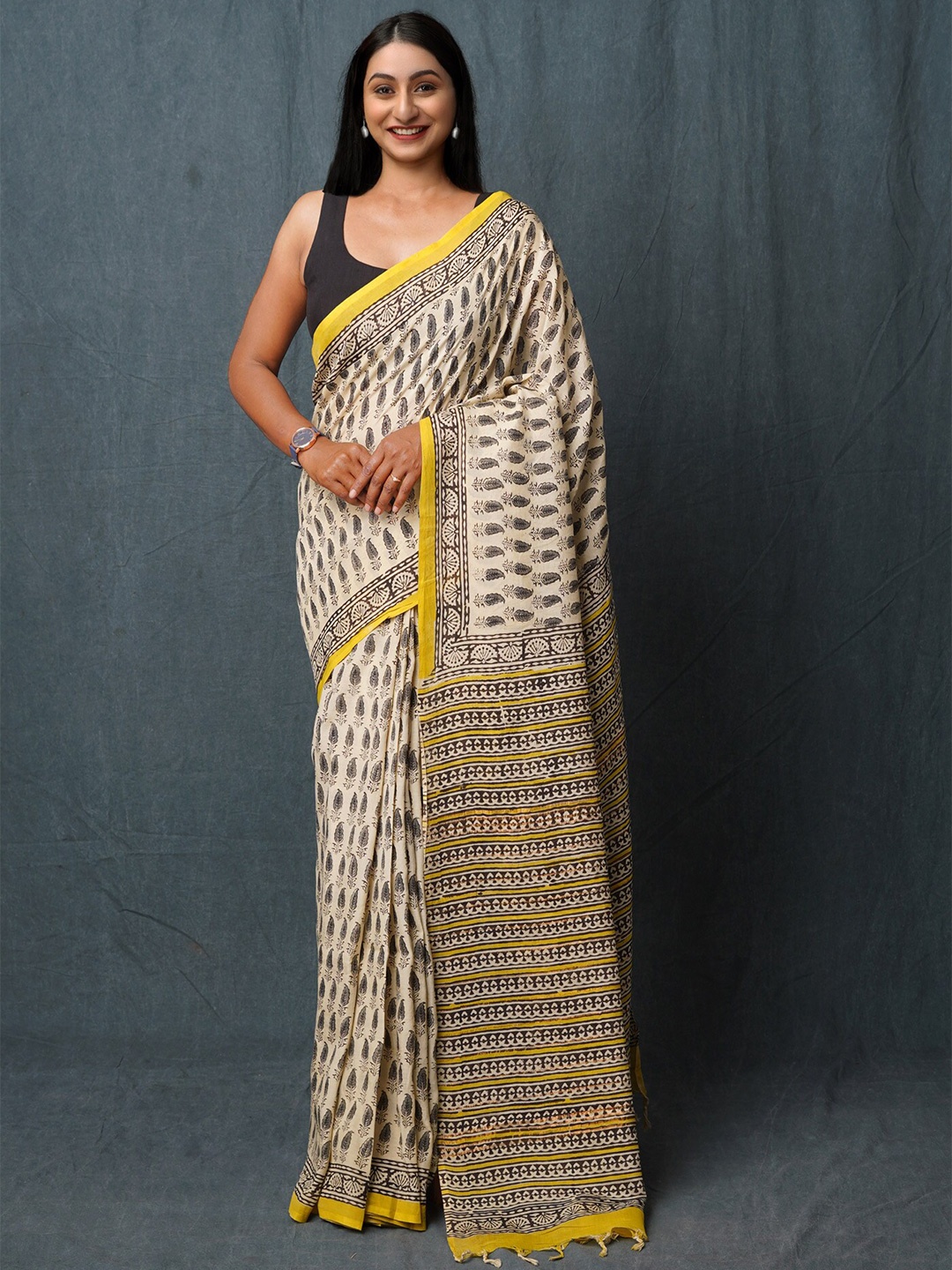 

Unnati Silks Floral Printed Pure Silk Bagru Saree, Cream