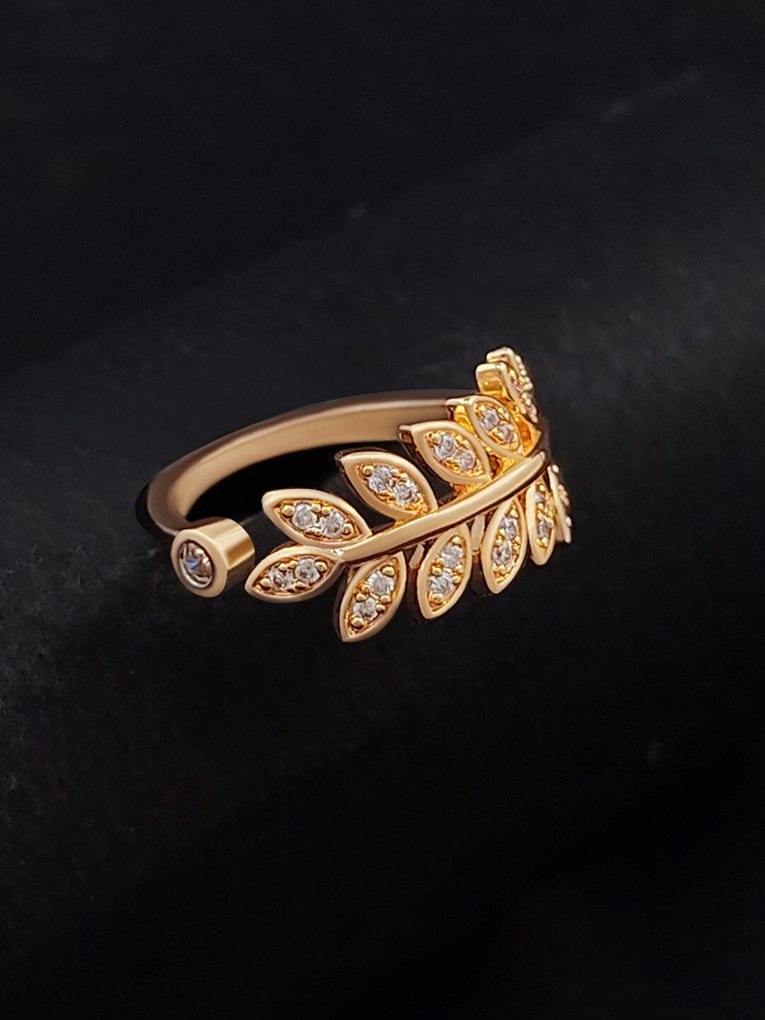 

Saizen Stainless Steel Rose Gold Plated Cubic Zirconia Studded Finger Ring