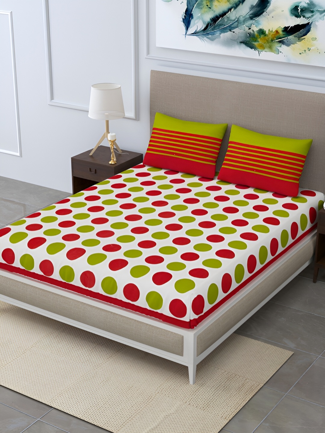 

POORAK Red & Green Geometric 104 TC Cotton Queen Bedsheet Set