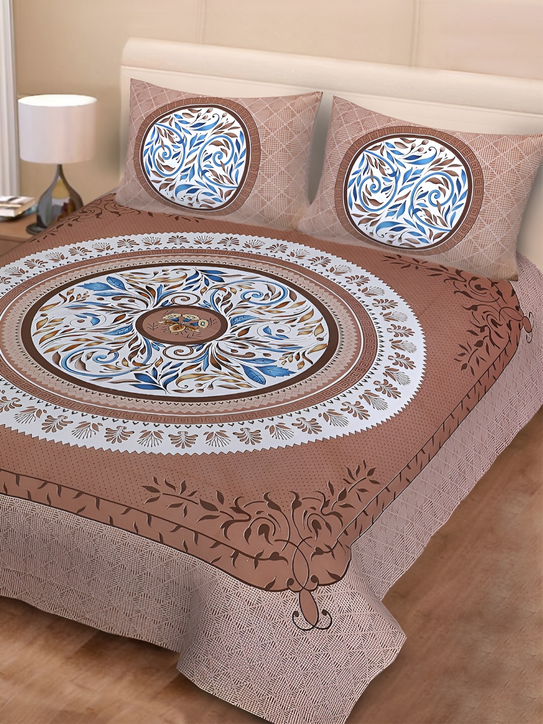 

POORAK Brown & White Ethnic Motifs 104 TC Queen Bedsheet with 2 Pillow Covers