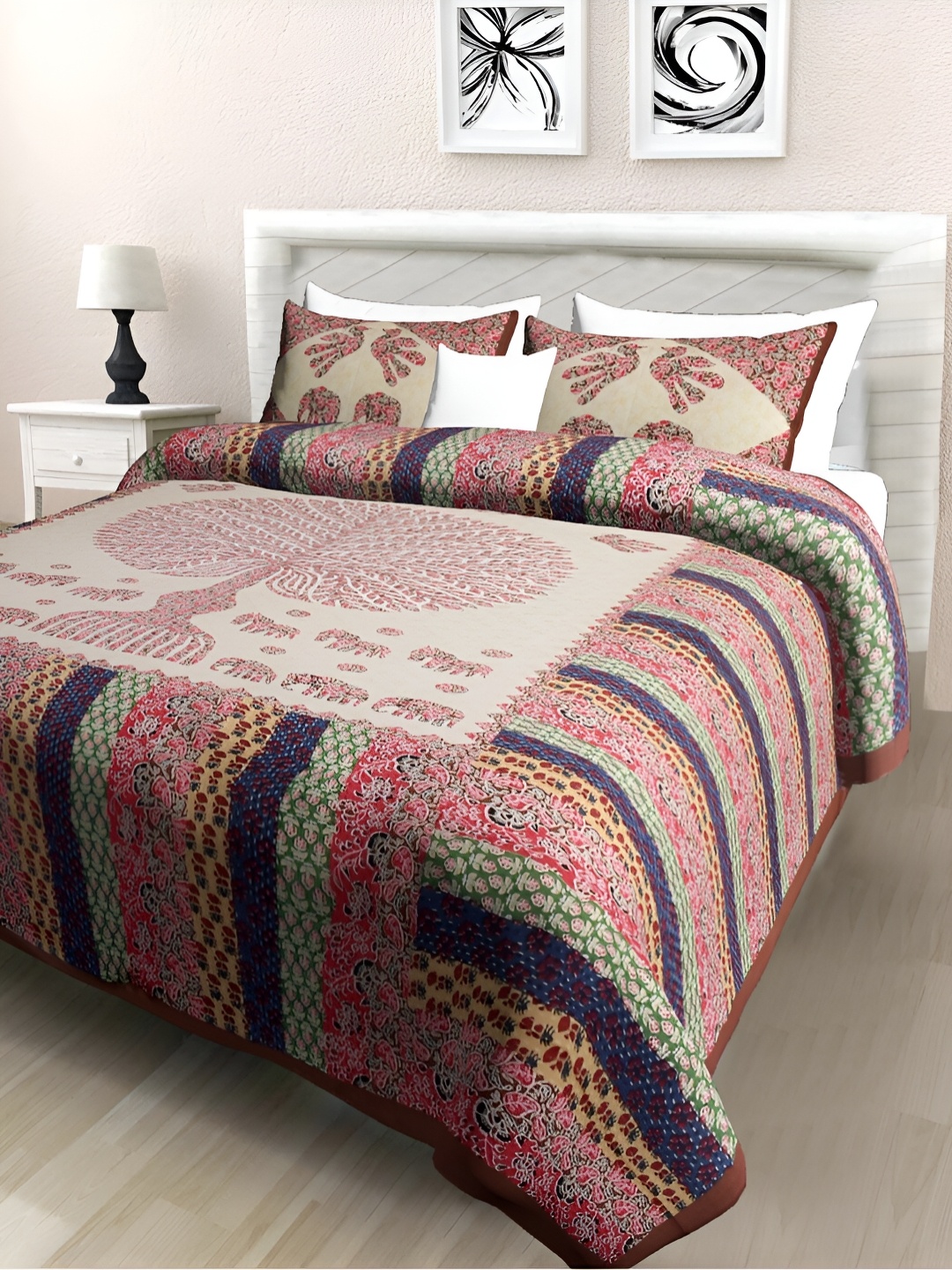 

POORAK Maroon & Green Ethnic Motifs 104 TC Queen Bedsheet with 2 Pillow Covers