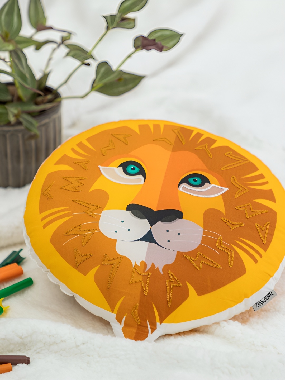 

Zookeeper Kids Yellow Printed Filled Cushion