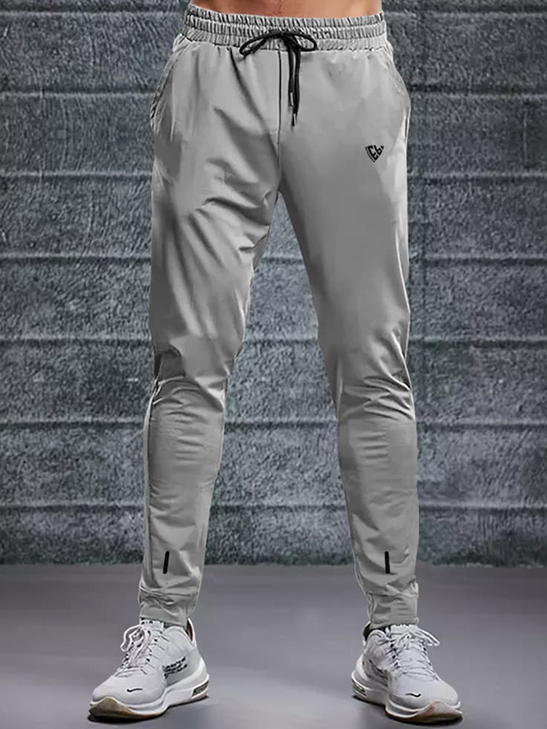 

Eyebogler Men Mid Rise Joggers, Grey