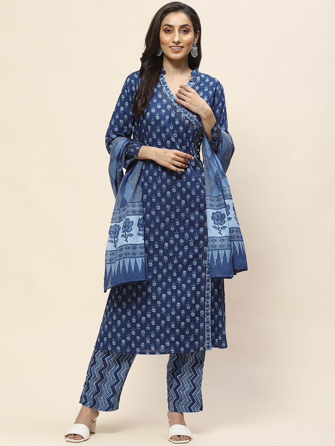 

Meena Bazaar Floral Printed Angrakha Kurta with Trousers & Dupatta, Navy blue