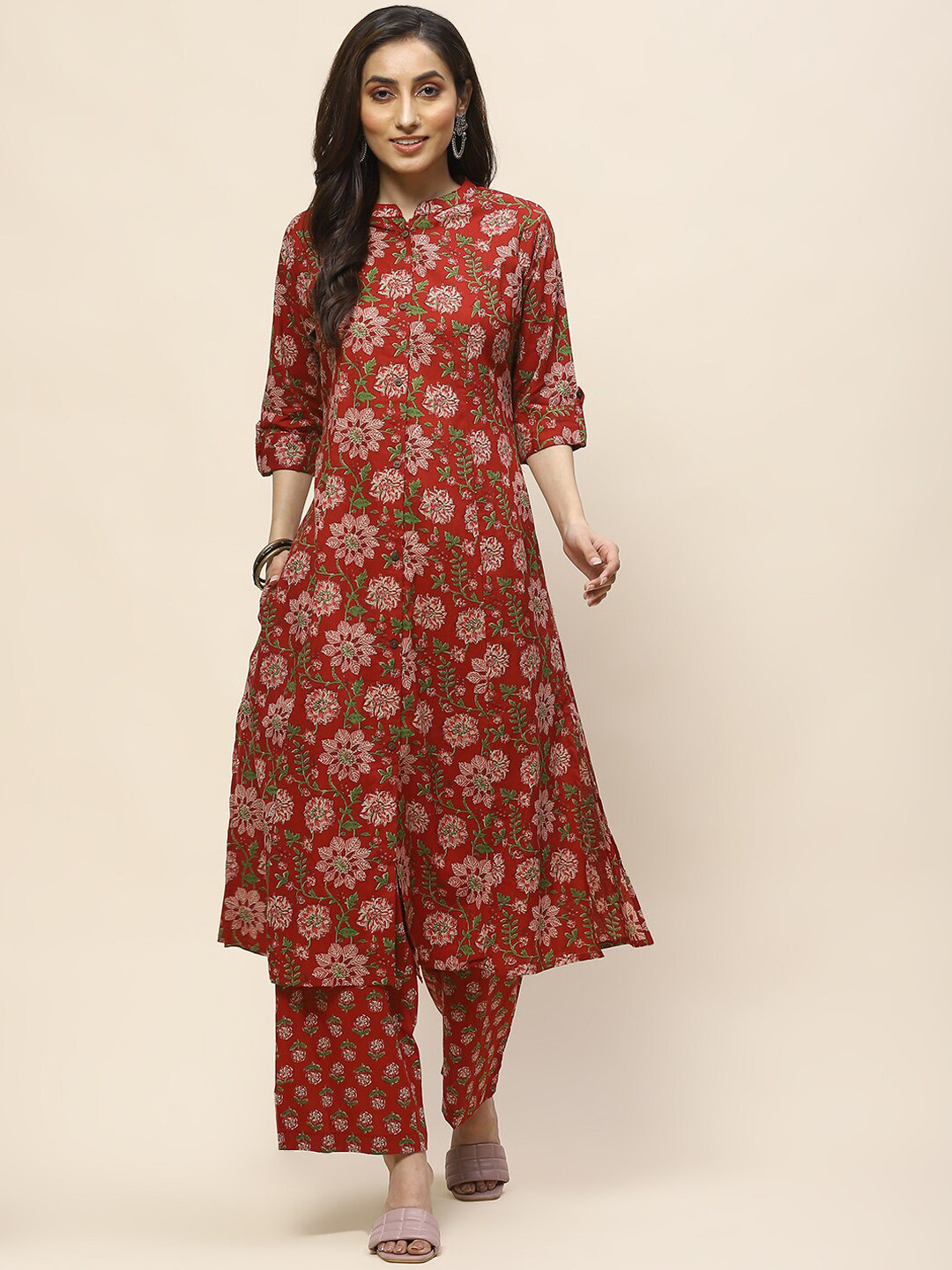 

Meena Bazaar Mandarin Collar Floral Printed A Line Kurta with Trouser, Red