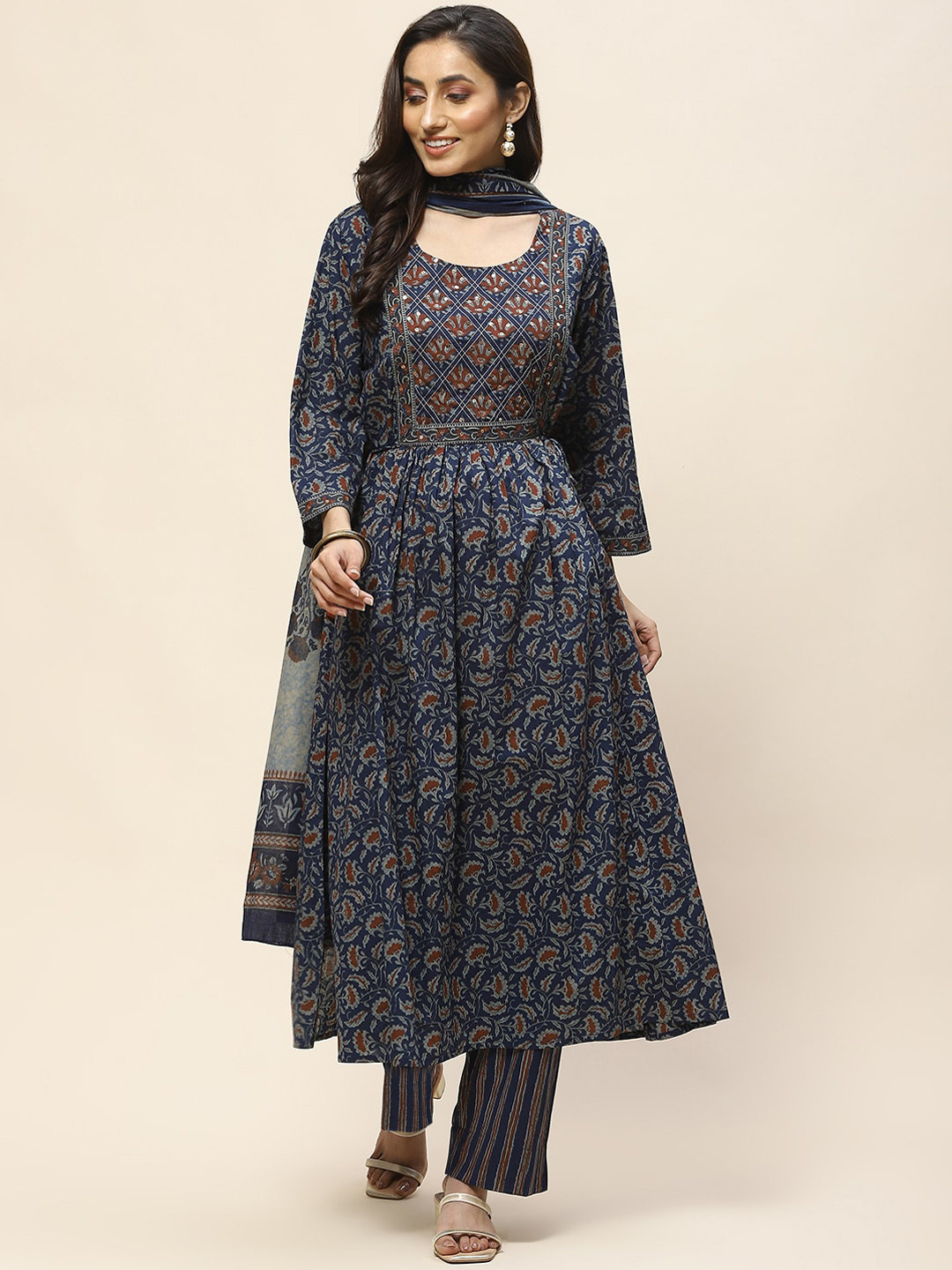 

Meena Bazaar Floral Printed Pleated Thread Work Cotton Kurta with Trousers & Dupatta, Navy blue