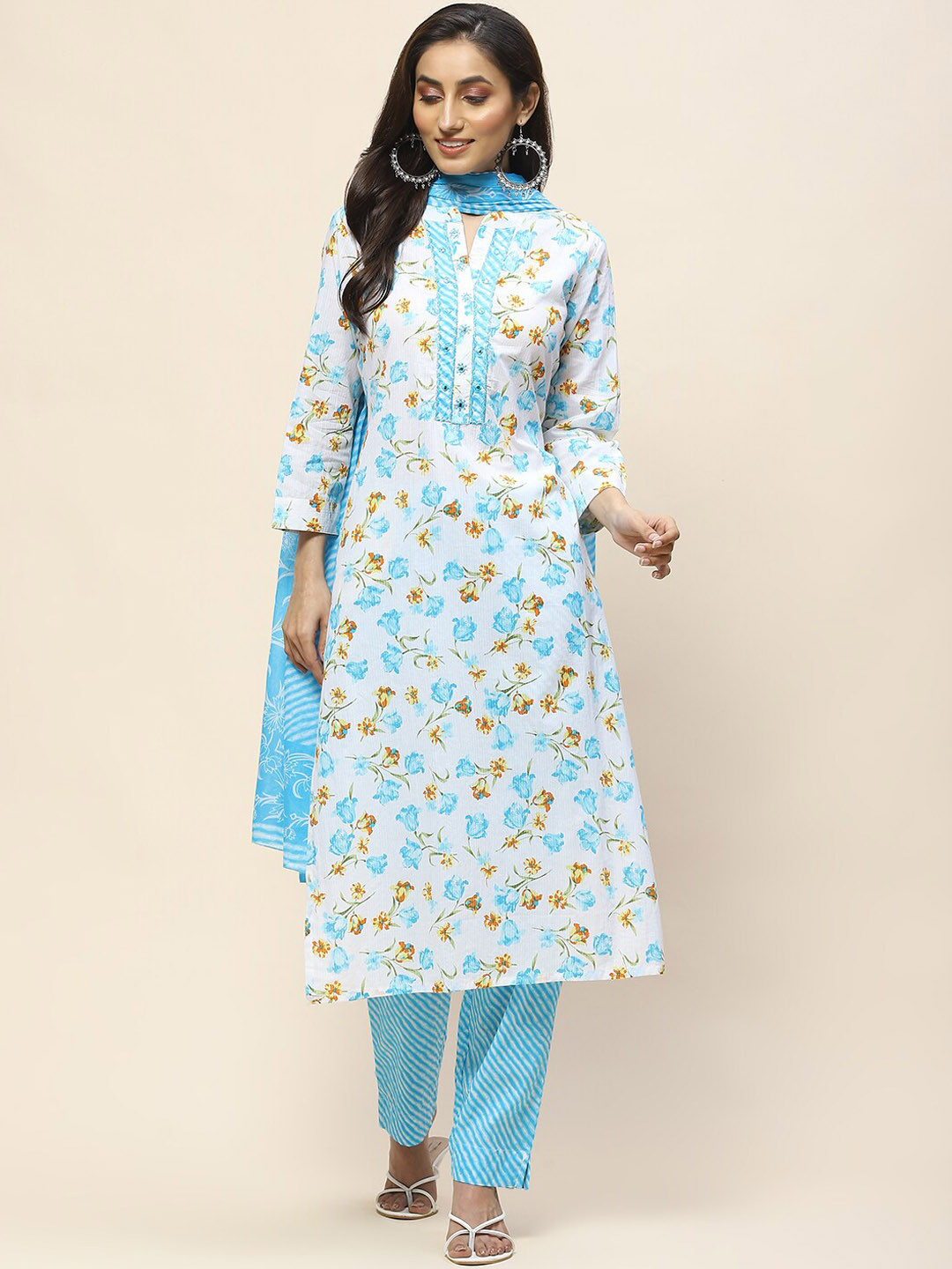 

Meena Bazaar Floral Printed Straight Kurta & Trousers With Dupatta, White