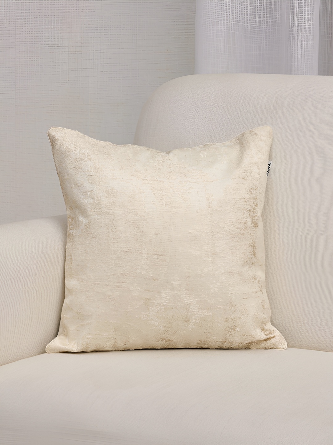 

Ariana Cream-Coloured Abstract Square Cushion Covers