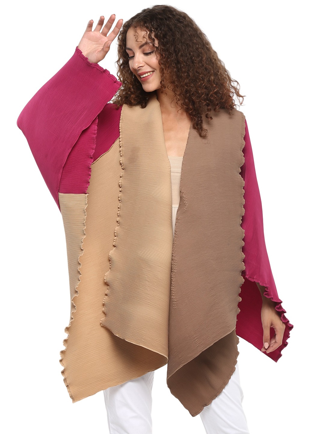 

Rhe-Ana Colourblocked Longline Shurg, Beige