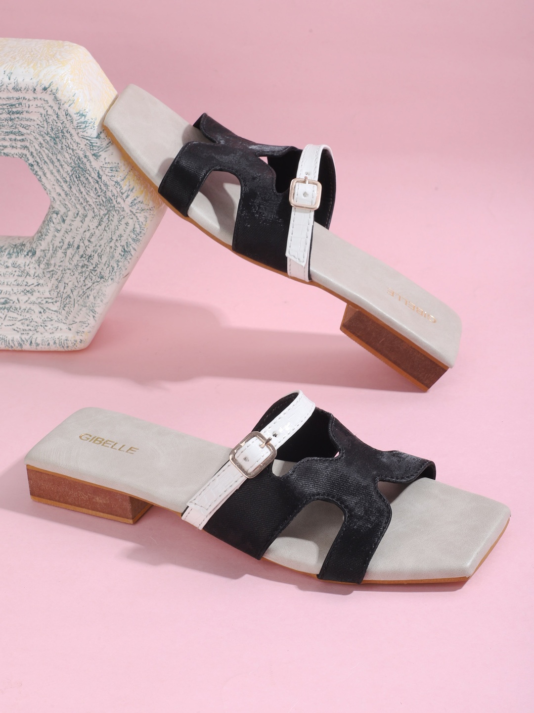 

Gibelle Colourblocked Open Toe Flats, Black