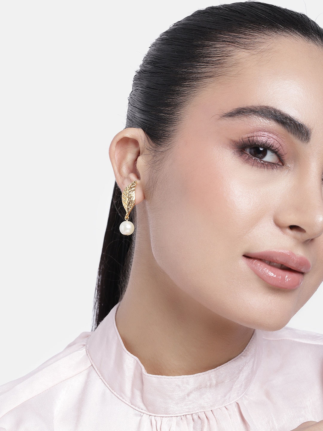 

Estele Gold-Plated Leaf Shaped Pearls Drop Earrings, White