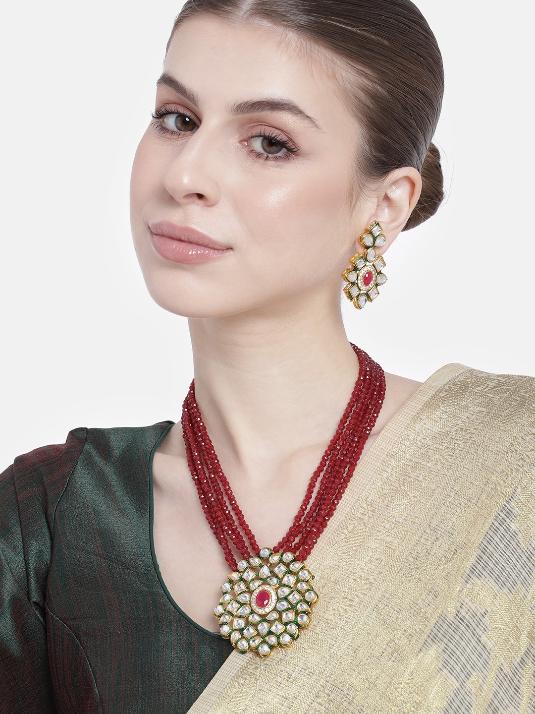 

Estele Gold-Plated Kundan-Studded Layered Jewellery Set